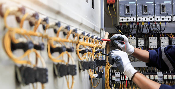 Professional Electrician technician working in Peshtigo, WI